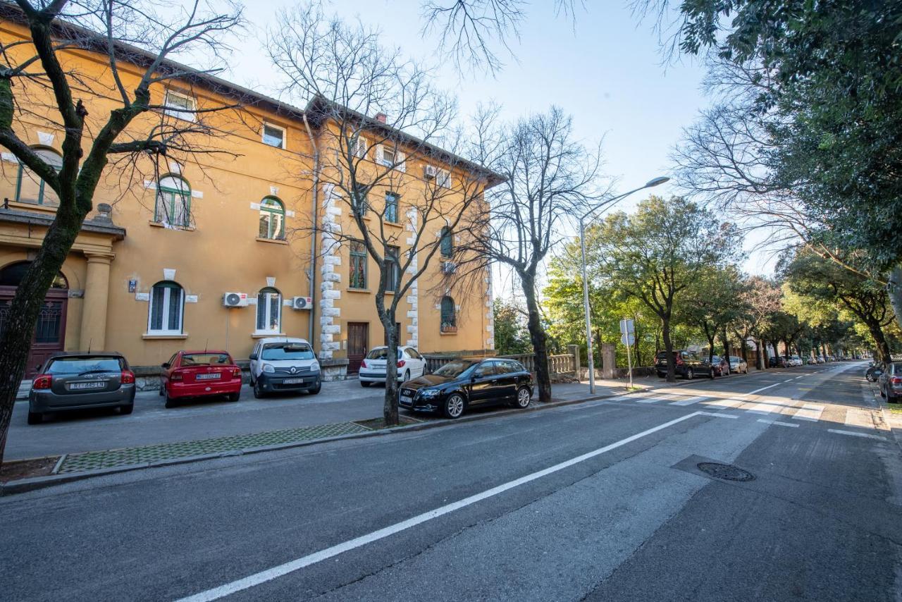 Apartman Cezar Apartment Rijeka Exterior photo