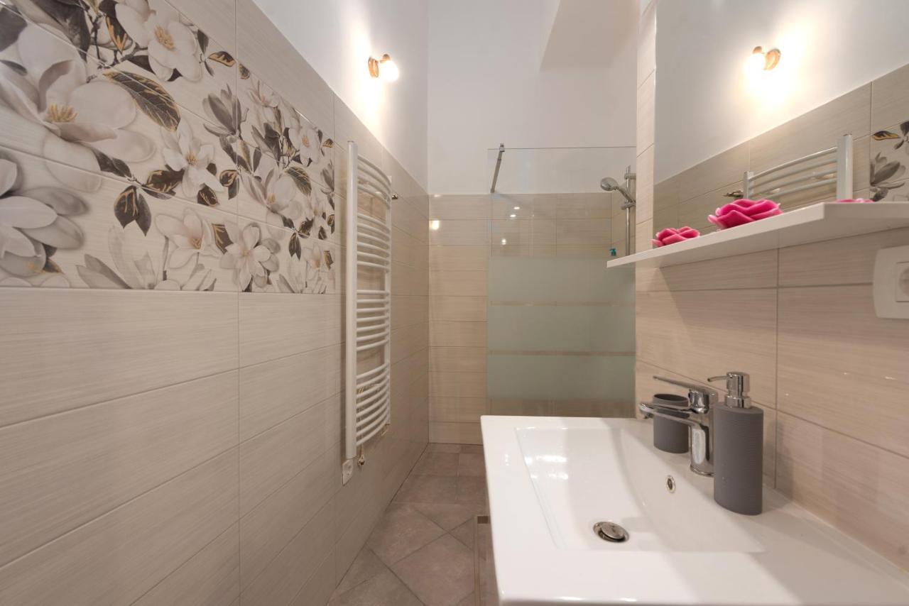 Apartman Cezar Apartment Rijeka Exterior photo